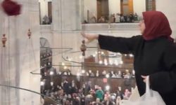 Mescid-i Aksa'nın kapalı olmasına tepki gösteren kadınlardan Fatih Camii'nde sembolik eylem