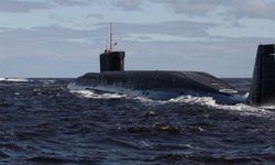 Rus denizaltısı Kazan, tatbikat sırasında 300 km uzaklıktaki bir su üstü hedefini vurdu