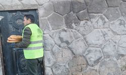 Şanlıurfa'da ihtiyaç sahiplerine her gün Ramazan pidesi ulaştırılıyor
