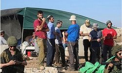 Siyonist işgal çetesi Filistinlilerin hayvanlarını çalıyor