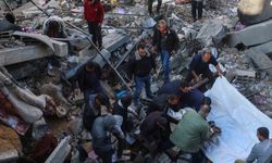 Siyonist rejimin Gazze'ye saldırılarında şehit sayısı 72 bin 135’e ulaştı