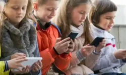 Sosyal medyaya yaş sınırı ve e-Devlet şartı