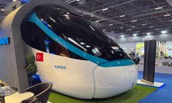 Türkiye’nin ilk milli elektrikli hızlı treni Cuma günü raylara iniyor