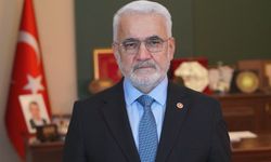 Yapıcıoğlu'ndan Kadir Gecesi mesajı: Hayatımızı Kur’an’ın rehberliğinde yeniden gözden geçirelim