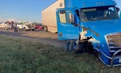 ABD'de 6 aracın karıştığı zincirleme kaza: 1 ölü, çok sayıda yaralı