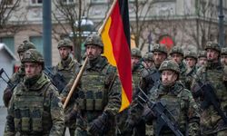 Almanya’da askerlik reformu: Uzun süreli yurt dışı kalışlara onay zorunluluğu