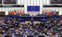 Avrupa'da bir milyon imza siyonist rejimi köşeye sıkıştırdı