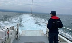 Aydın açıklarında sürüklenen teknedeki 2 kişi kurtarıldı