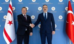 Bakan Fidan, KKTC Başbakanı ile görüştü