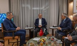 Bakan Fidan, Pakistan Başbakanı Şerif ile görüştü