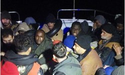 Bodrum açıklarında facianın eşiğinden dönüldü: 30 göçmen kurtarıldı