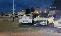 Diyarbakır'da maddi hasarlı trafik kazası