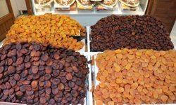 Dünya pazarındaki Malatya kayısısı için kritik uyarı: Kaliteyi artırmak için kullanılan bazı ilaçlar kalıntı riski oluşturabiliyor