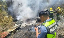 Filipinler'de kargo uçağı düştü: 2 ölü