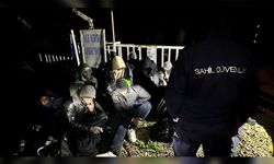 Foça’da 27 düzensiz göçmen yakalandı
