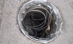 Gaziantep'te açık rögar kazaya davetiye çıkarıyor