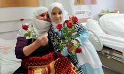 Güllerle gönüllere dokunan Mevlid-i Nebi daveti