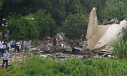 Güney Sudan'da yolcu uçağı düştü: 14 ölü