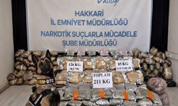 Hakkari'de 211 kilo uyuşturucu ele geçirildi: 2 gözaltı