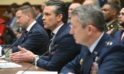 Hegseth'e Kongre'de suçlama: İran savaşıyla ilgili 'yalan söylüyorsun'