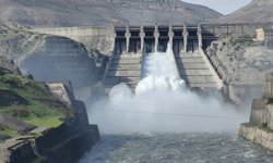 Ilısu Barajı'nda su seviyesinin yükselmesi nedeniyle kontrollü tahliye başladı