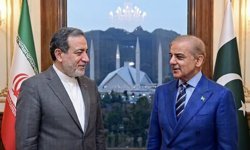 İran Dışişleri Bakanı Arakçi, Umman'ın ardından tekrar Pakistan'da