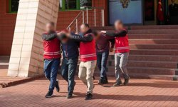 Isparta'da aranan 2 hükümlü yakalandı