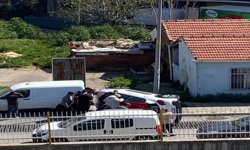 İzmir'de otomobil takla attı: Bir yaralı