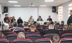 Karlıova'da 'Bingöl balının marka değeri' toplantısı