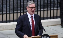 Katar-İngiltere hattında kritik görüşme: Starmer Doha'da