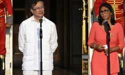 Kolombiya Cumhurbaşkanı Petro, Venezuela Geçici Devlet Başkanı Rodriguez ile görüştü