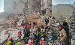 Lübnan'da katliam: 254 şehit, 1165 yaralı