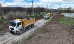 Malatya Büyükşehir Belediyesi Akçadağ'da grup yolunu yeniliyor