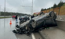 Malatya'da hurdaya dönen araçlardan burunları bile kanamadan kurtuldular