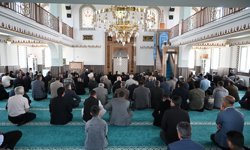 Malatya'da Yaka Gökyüzü Camii ibadete açıldı