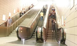 Mardin'de yürüyen merdiven kazası: Çocuğun parmağı koptu 