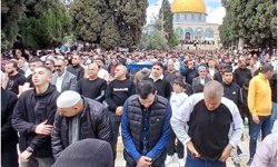 Mescid-i Aksa'da 5 hafta sonra ilk cuma namazı