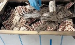 Metal saclara gizlenmiş binlerce uyuşturucu hap ele geçirildi: 2 tutuklama