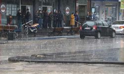 Meteoroloji'den "kuvvetli" ve "şiddetli" sağanak uyarısı