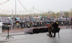 Mevlid-i Nebi mitingi Diyarbakır'da yoğun bir katılımla başladı