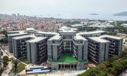 'Nitelikli dolandırıcı' ifadesi ağır eleştiri sayıldı