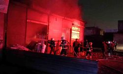 Şanlıurfa'da hurdacı dükkanında yangın