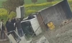 Şanlıurfa’da işçileri taşıyan kamyonet devrildi: 4 yaralı