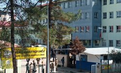 Şanlıurfa'da liseye silahlı saldırı: Çok sayıda yaralı var