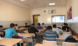 Şiddete yönelme riski hangi gençlerde görülüyor?