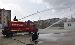 Siirt’te dar sokaklara yönelik özel itfaiye aracı hizmete girdi