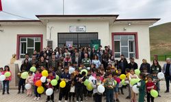 Siirt’te köy okuluna anlamlı ziyaret