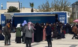 Sosyal destek ödemeleri aynı döneme denk geldi, kuyruklar oluştu