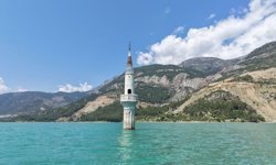 Sular altında kalan geçmişin son tanığı: Minare