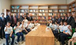 Sultangazi’de "Ben Okuyorum, İstanbul Okuyor" kütüphanesi açıldı